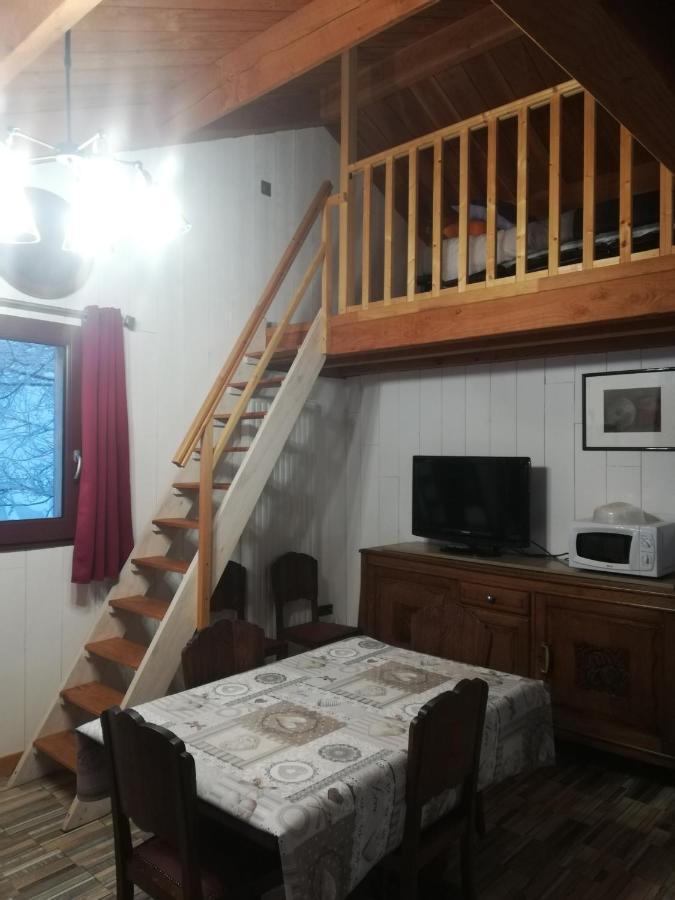 Gite La Ferme De Baffour La Chaise-Dieu Kültér fotó